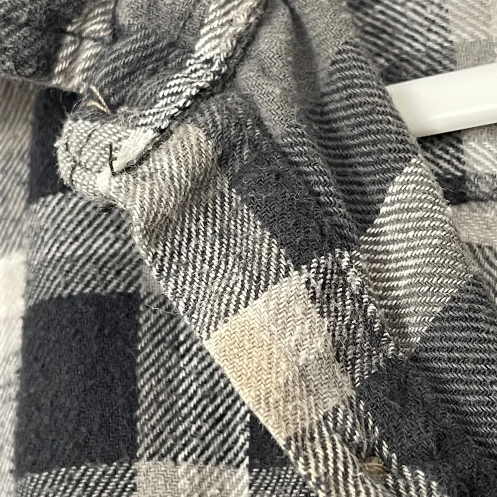 5/$15 Faded Glory Boys flannel plaid shirt size medium black gray - Picture 4 of 5